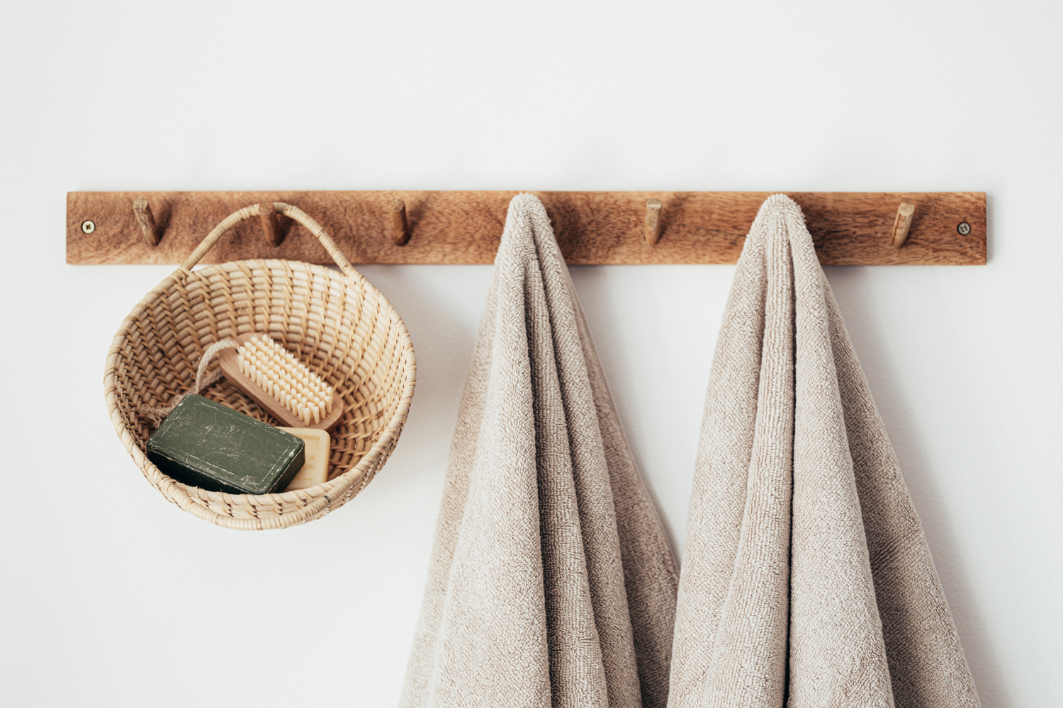 Der ultimative Guide für Handtücher: Welcher Stoff ist der Beste für dein Badezimmer?